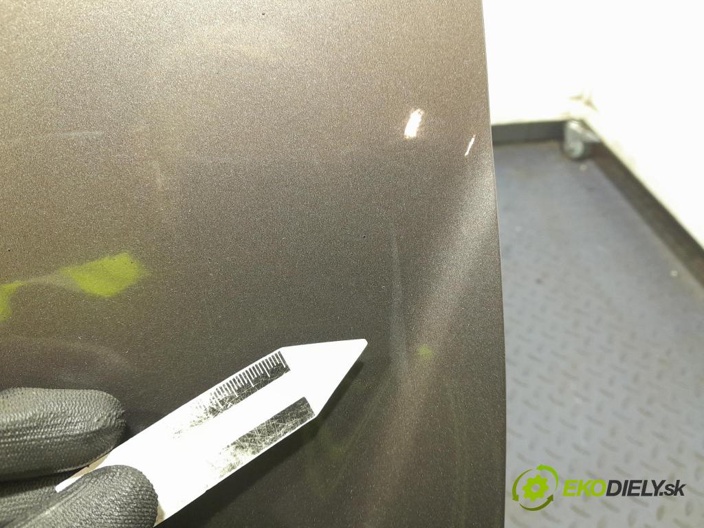 Mitsubishi Outlander 2010 dvere Predné pravé