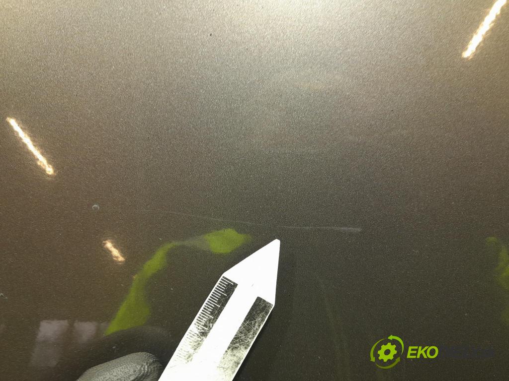 Mitsubishi Outlander 2010 dvere Predné pravé