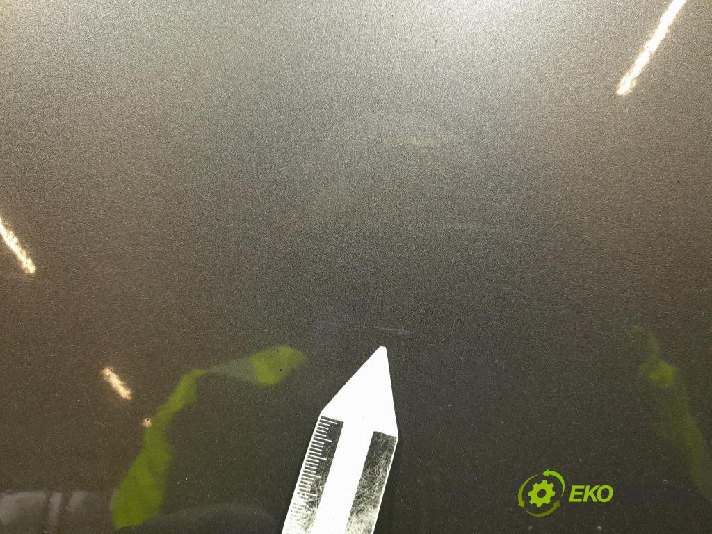 Mitsubishi Outlander 2010 dvere Predné pravé