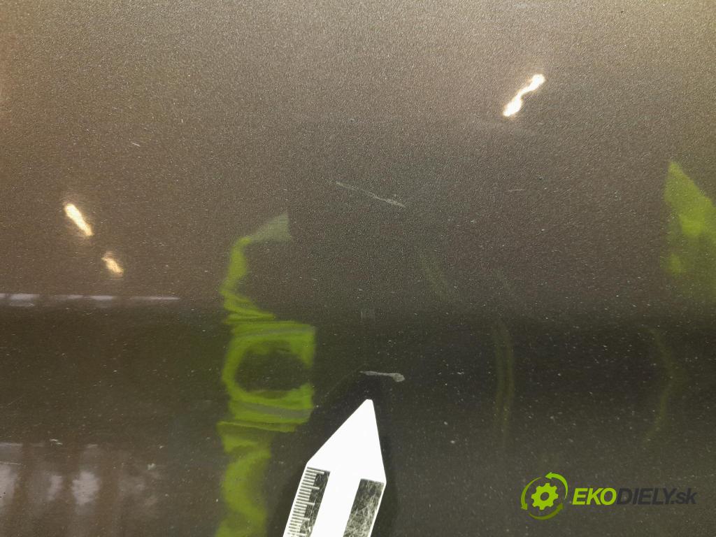 Mitsubishi Outlander 2010 dvere Predné pravé