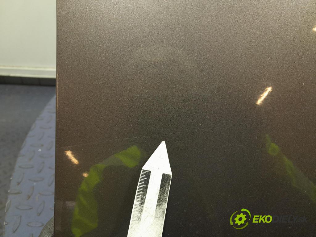 Mitsubishi Outlander 2010 dvere Predné pravé