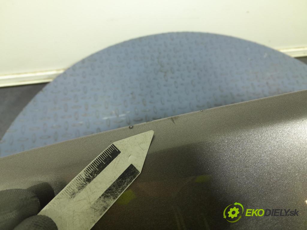 Mitsubishi Outlander 2010 blatník Predné Vľavo: