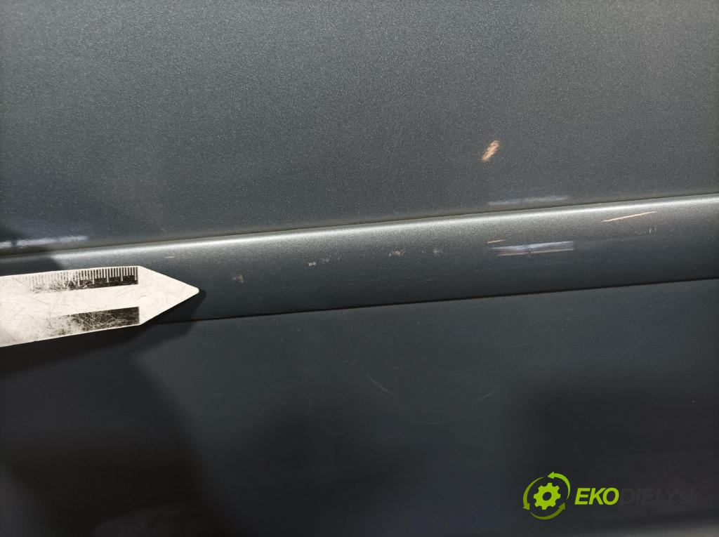 Vw Touran 2007 dvere zad pravé