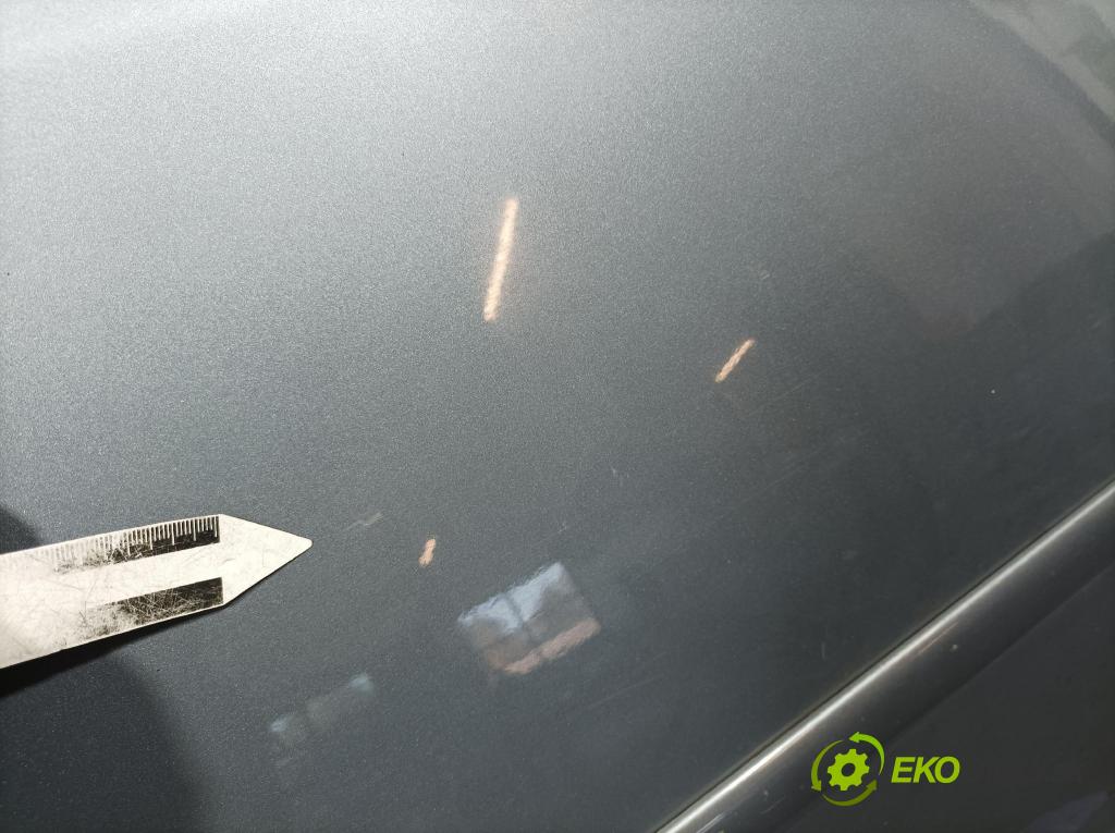 Vw Touran 2007 dvere zad pravé