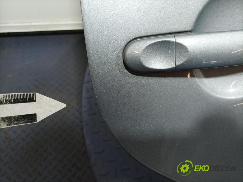 Vw Touran 2007 dvere zad pravé