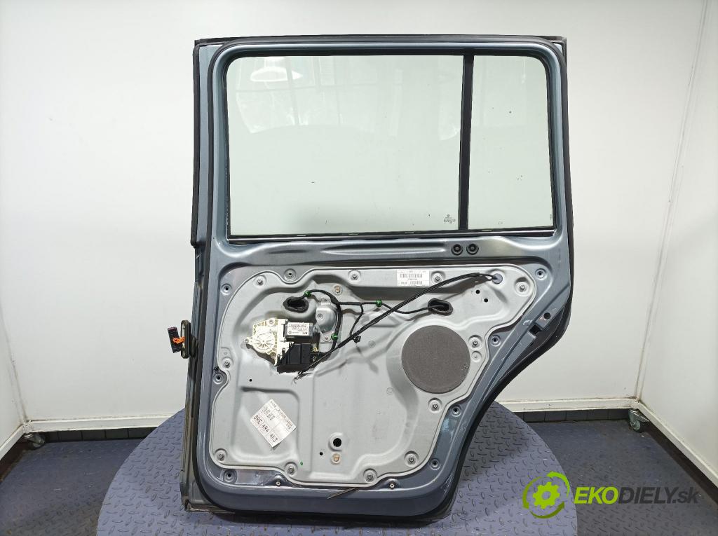 Vw Touran 2007 dvere zad pravé