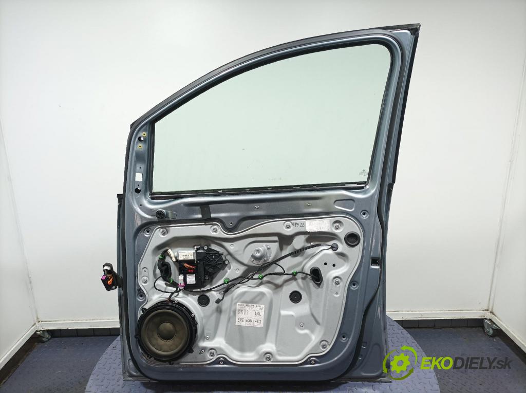 Vw Touran 2007 dvere Predné pravé