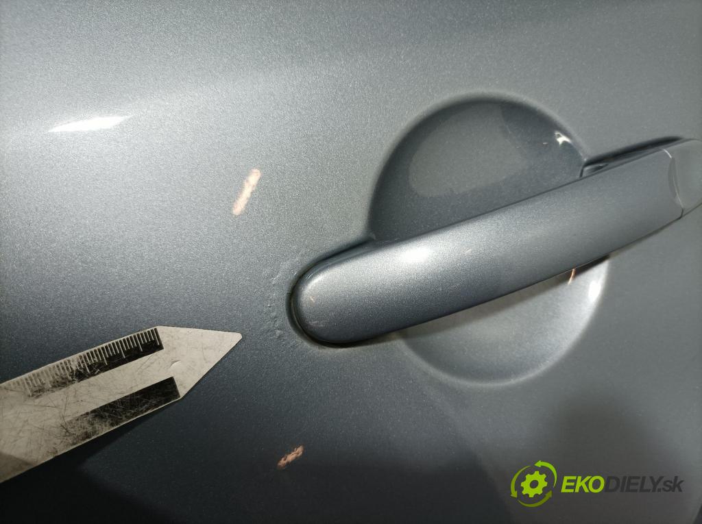 Vw Touran 2007 dvere zad Vľavo: