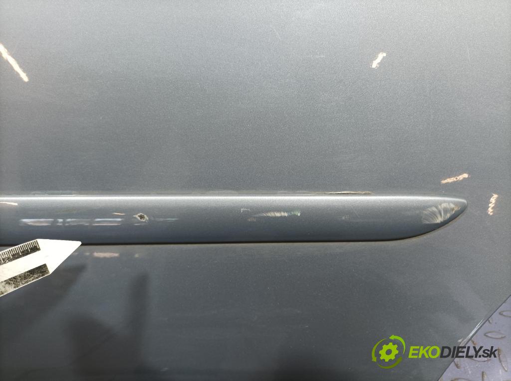 Vw Touran 2007 dvere zad Vľavo: