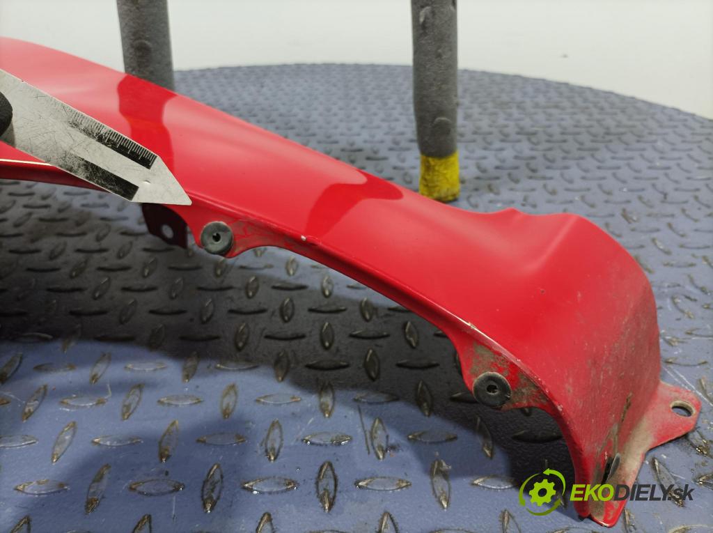 Citroen C1 2006 blatník Predné Vľavo: 