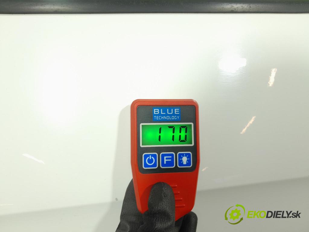 Peugeot 308 2010 dvere Predné pravé