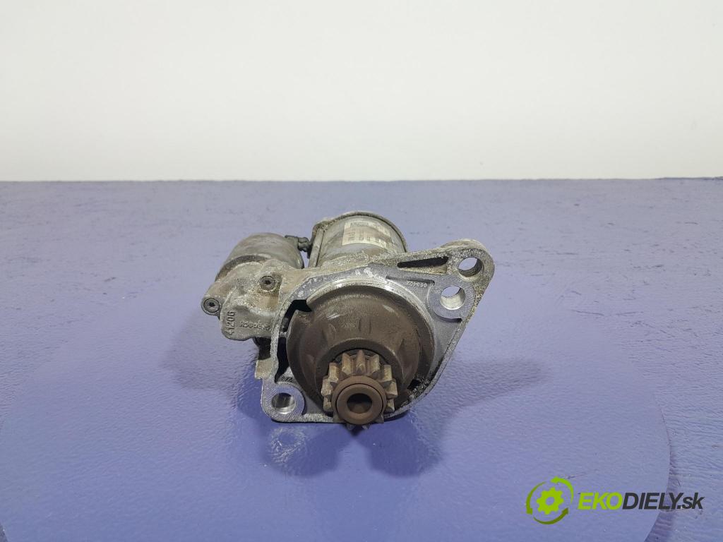 Skoda Octavia 2015 štartér 02Z911024F