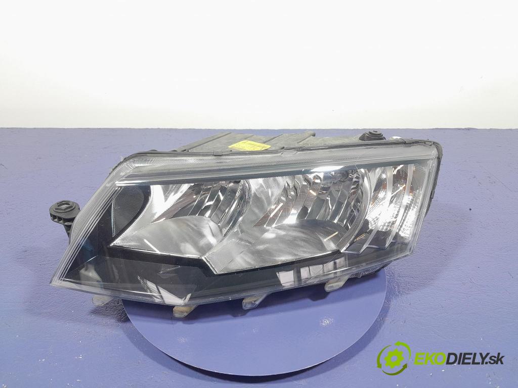 Skoda Octavia 2015 Reflektor: Vľavo: 5E1941017