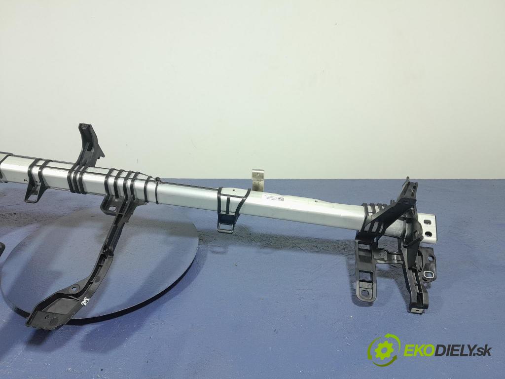 Mercedes Gla-klasa 2019 kokpit,pristrojová doska A1766801055