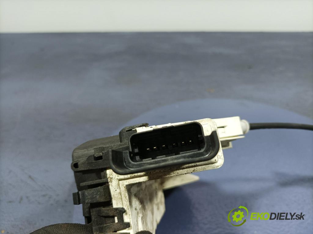 Peugeot 308 2010 zámok dvere Predné Vľavo: 567154