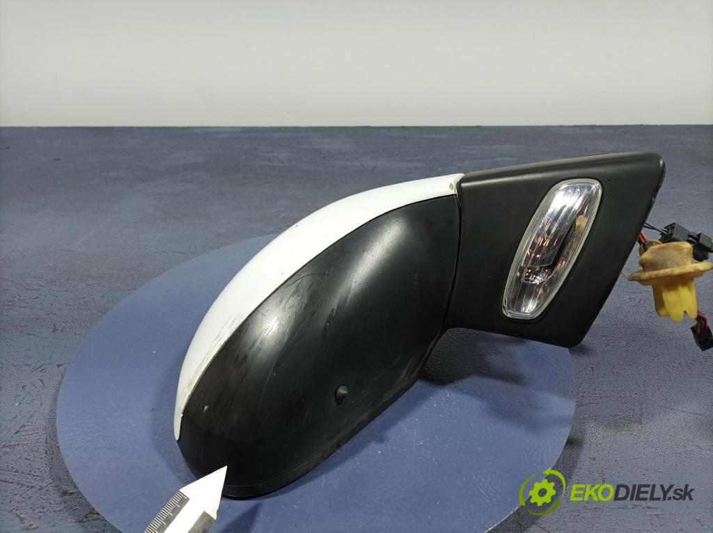 Peugeot 308 2010 zrkadlo pravé