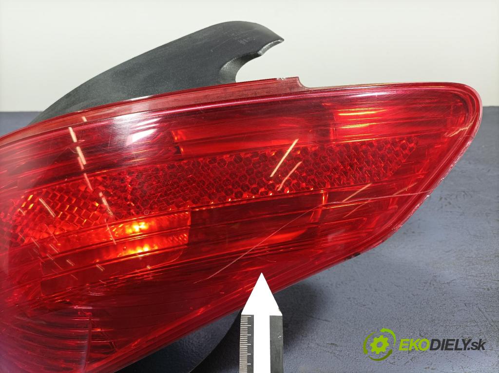 Peugeot 308 2010 svetlo / reflektor zad Prava: Vonkajsia: 9680425680