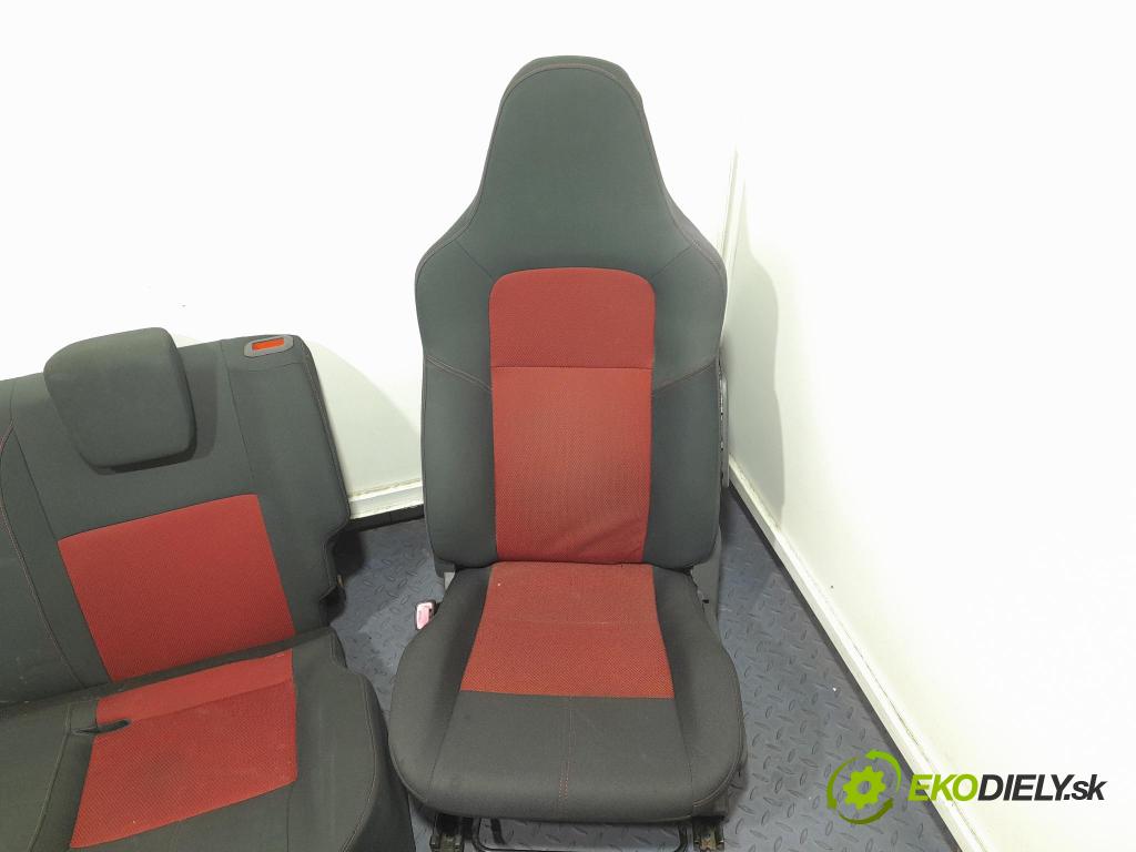 Suzuki Swift 2007 sedačke: Set.: