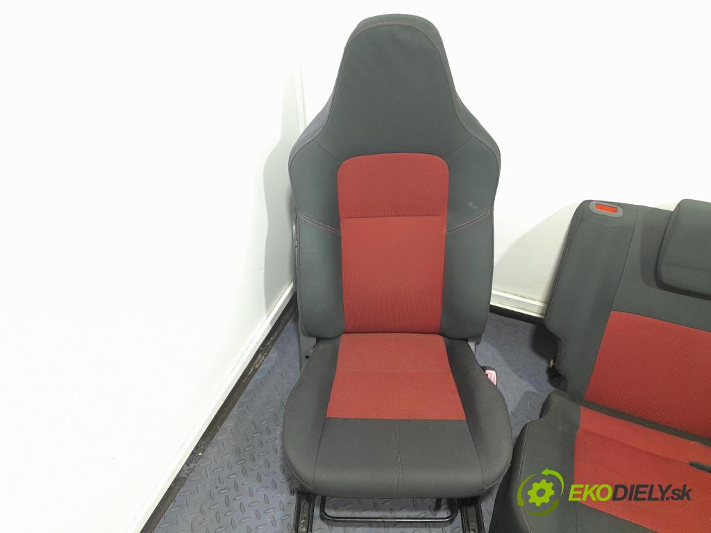 Suzuki Swift 2007 sedačke: Set.: