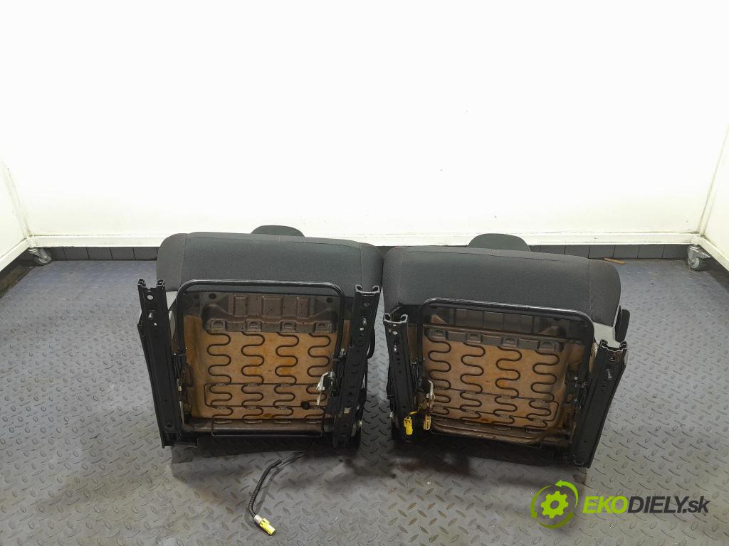 Suzuki Swift 2007 sedačke: Set.: