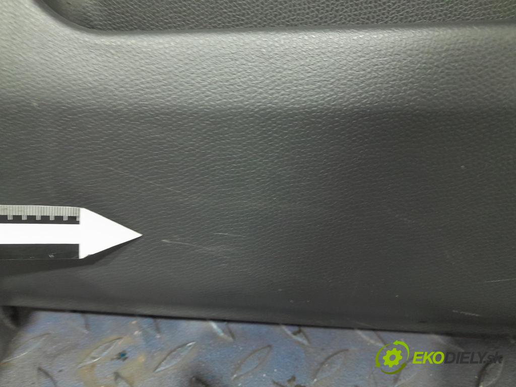 Suzuki Swift 2007 sedačke: Set.: