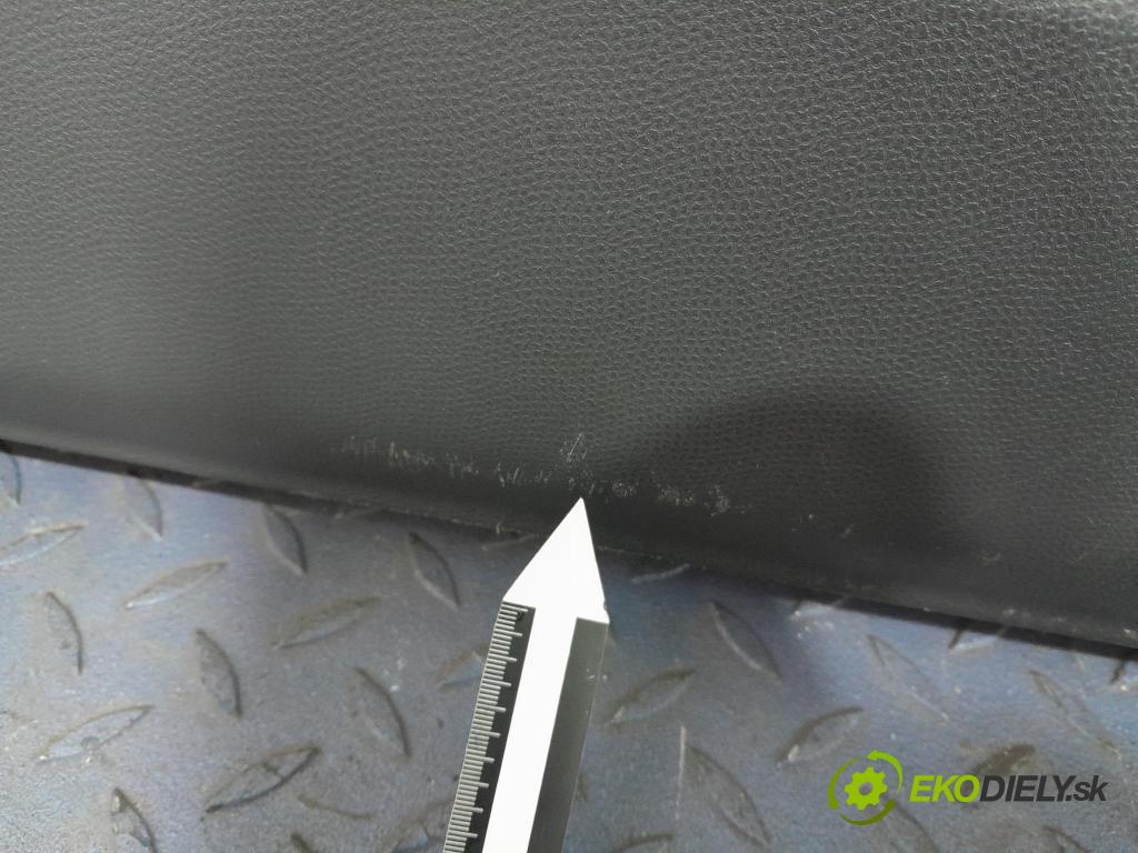 Suzuki Swift 2007 sedačke: Set.: