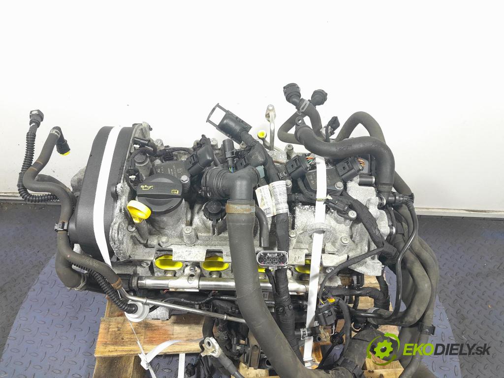 Skoda Octavia 2015 motor Benzín CHP CHPA