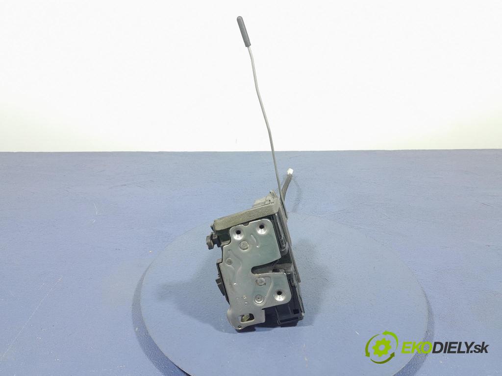 Opel Insignia 2018 zámok dvere Predné Vľavo: C3039075