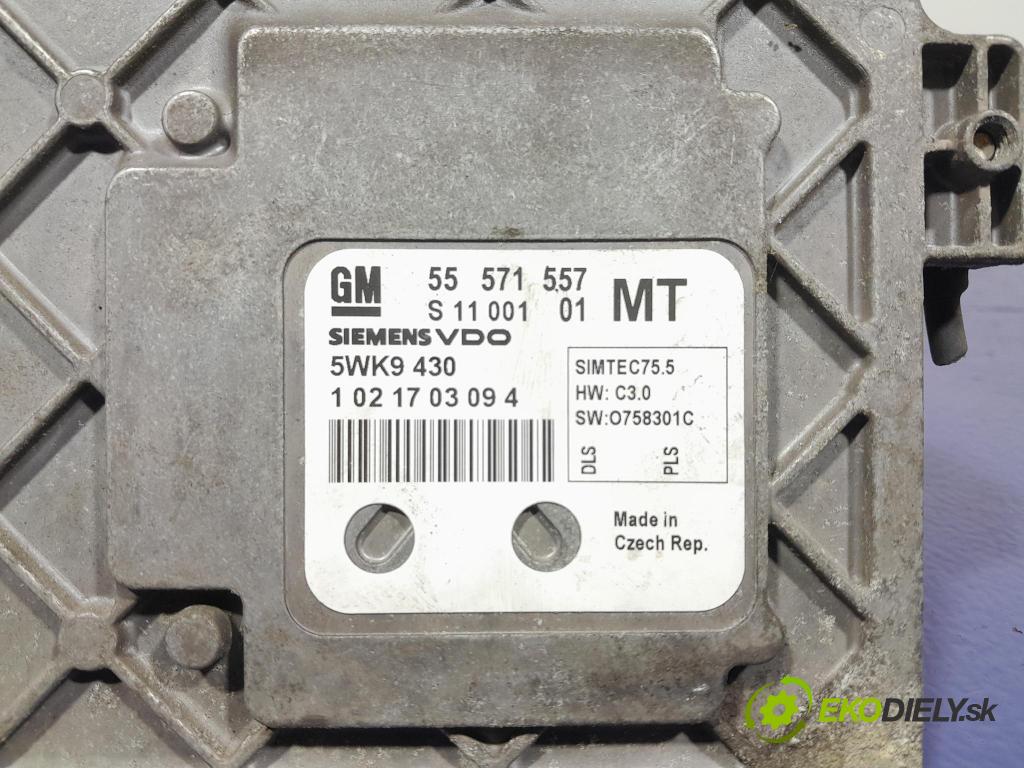 Opel Zafira 2011 riadiaca jednotka Motor: 55571557