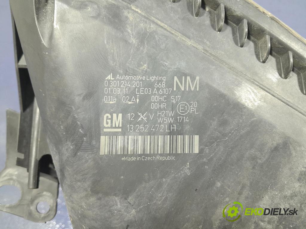Opel Zafira 2011 Reflektor: Vľavo: 13252472