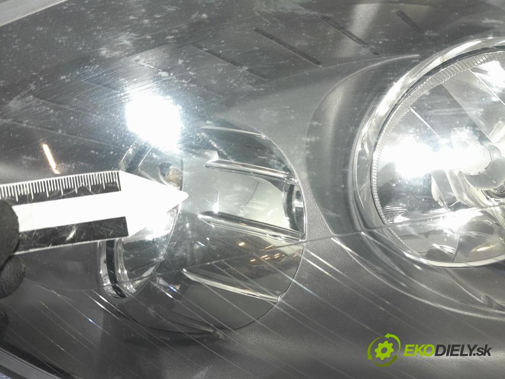 Opel Zafira 2011 Reflektor: v pravo: 13252473