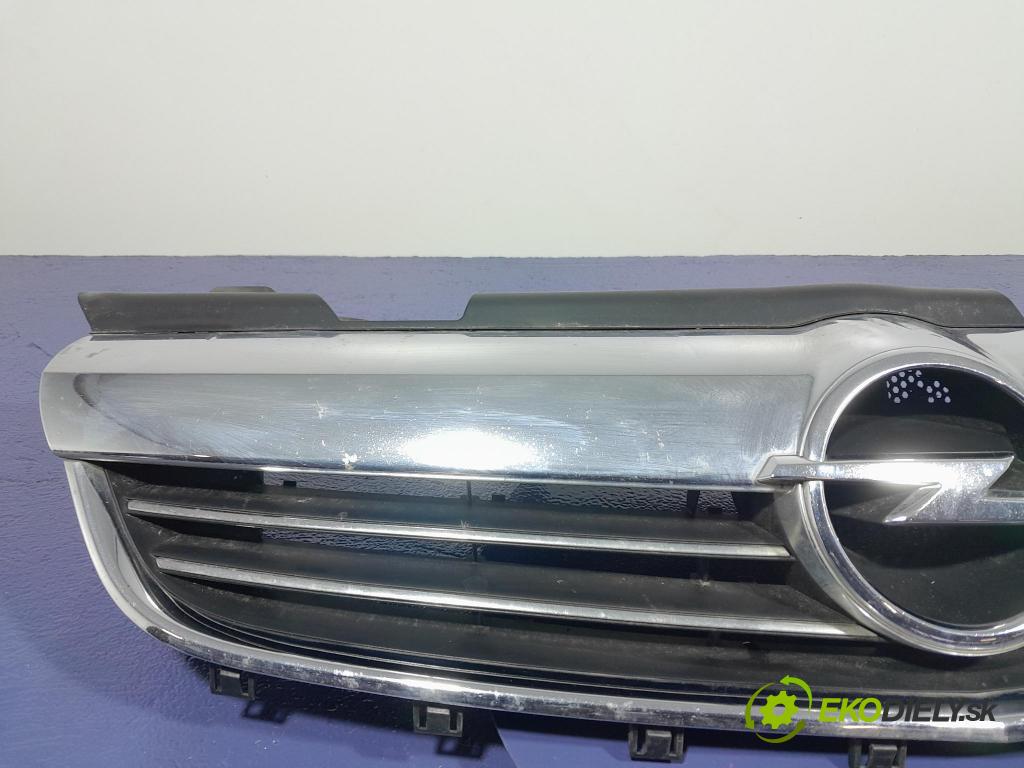 Opel Zafira 2011 miežka / Gril: 13247331