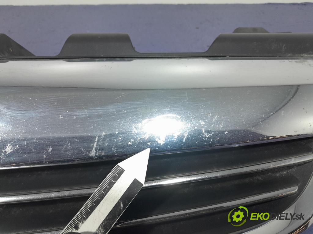 Opel Zafira 2011 miežka / Gril: 13247331