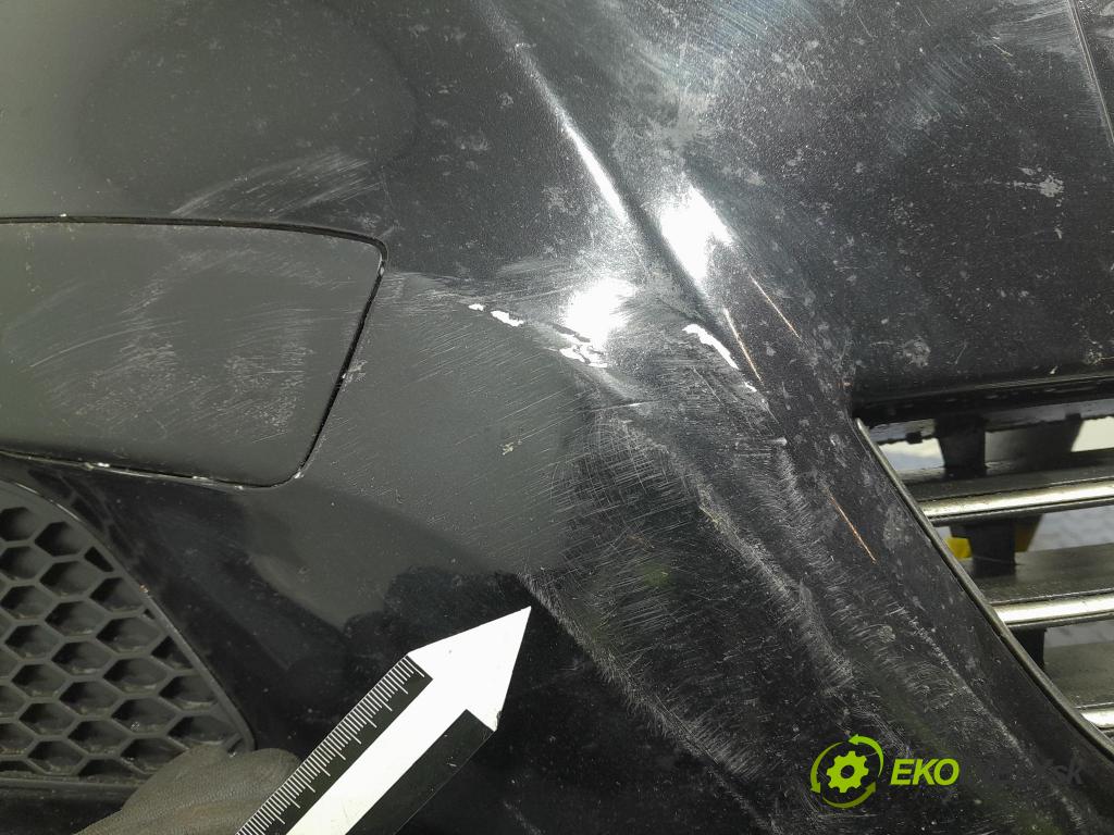 Opel Zafira 2011 nárazník před