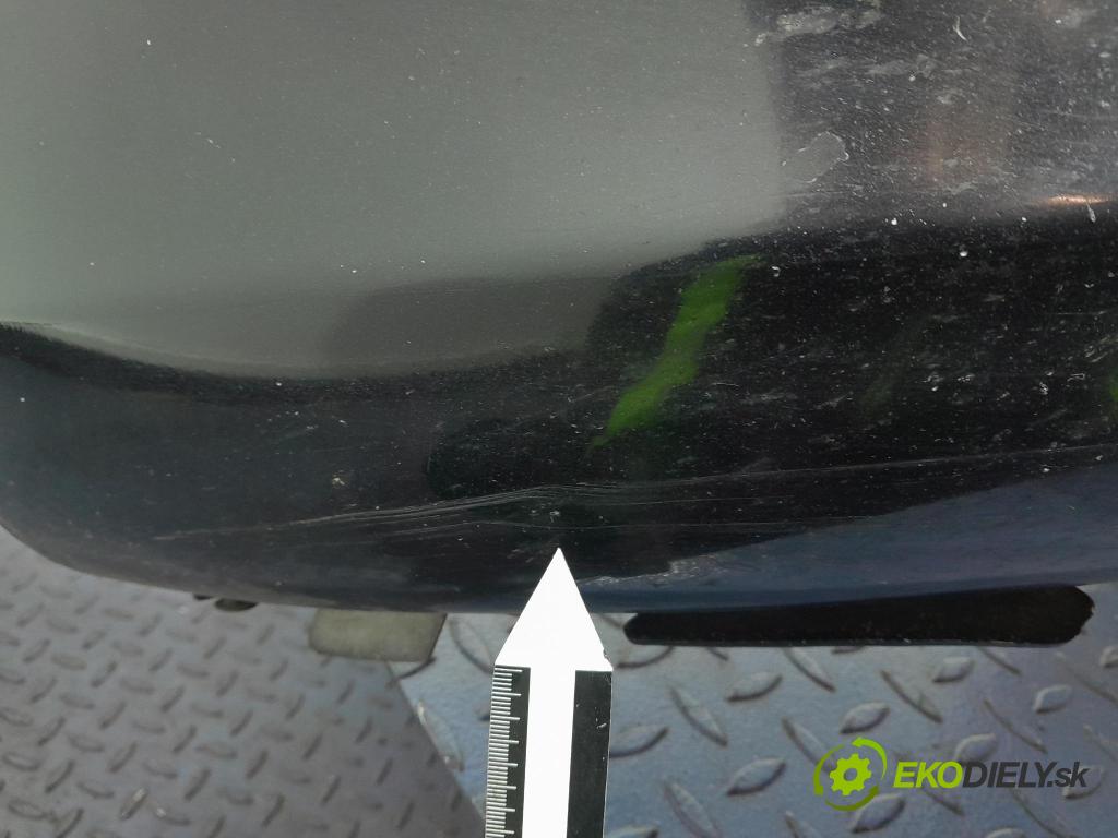 Opel Zafira 2011 nárazník před