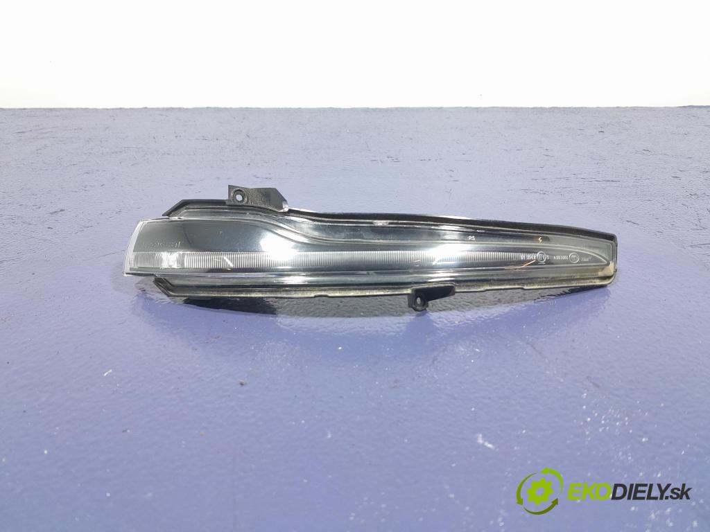 Mercedes E-klasa 2020 Smer: Strana: A0999060801