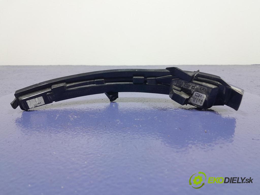 Mercedes E-klasa 2020 Smer: Strana: A0999060801