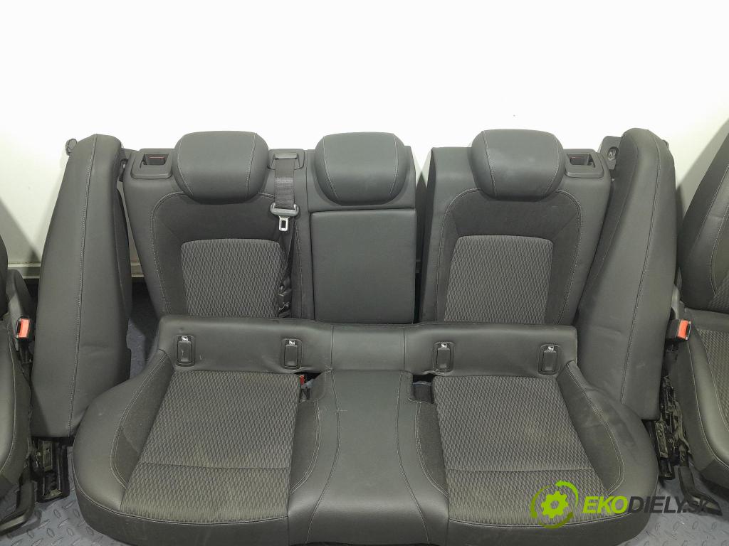 Opel Insignia 2018 sedačke: Set.: