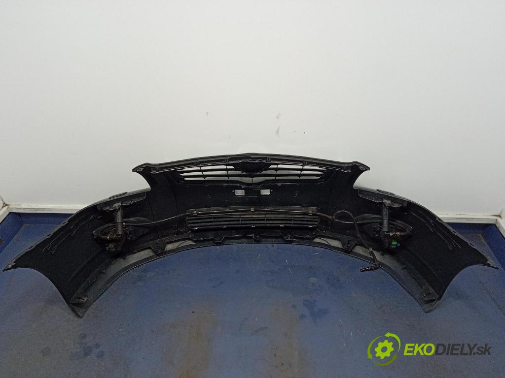 Toyota Avensis 2006 nárazník Predné 