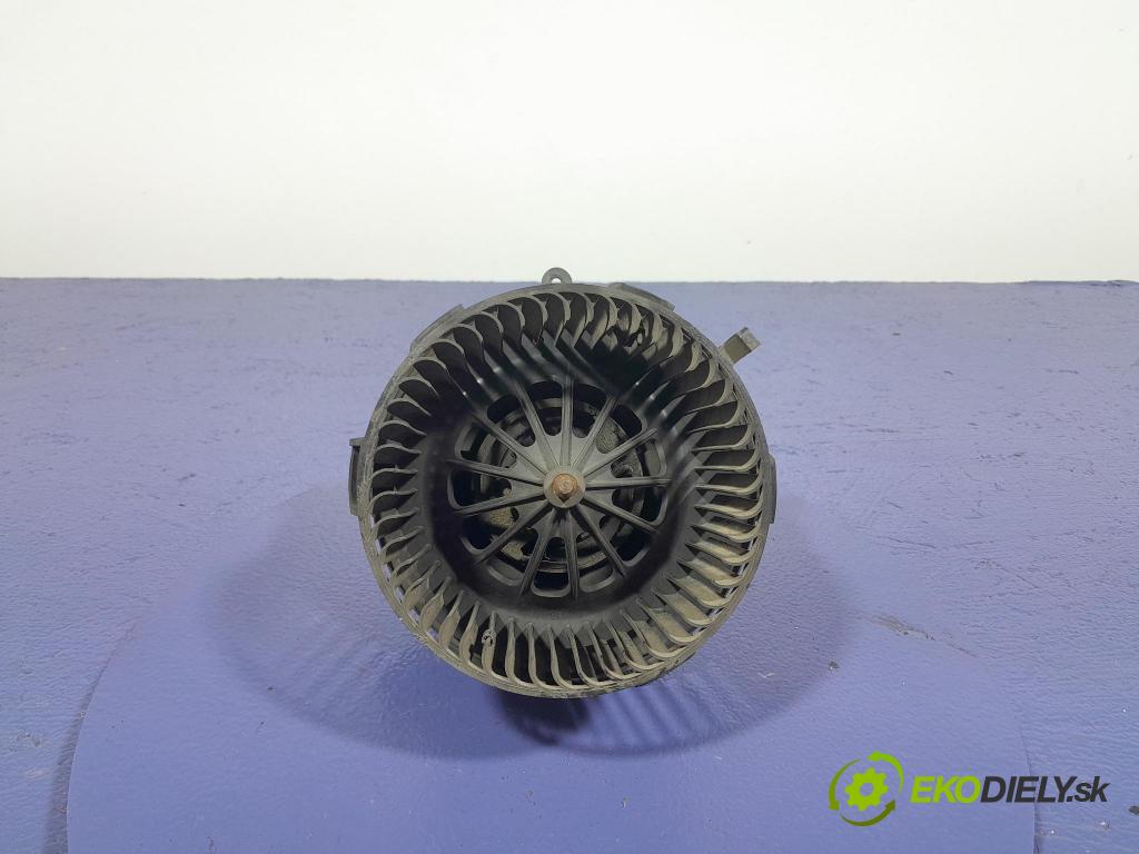 Opel Zafira 2011 ventilátor Vzduch: D8087000