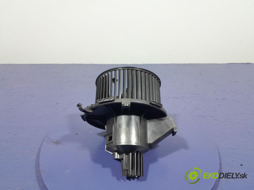 Opel Zafira 2011 ventilátor Vzduch: D8087000