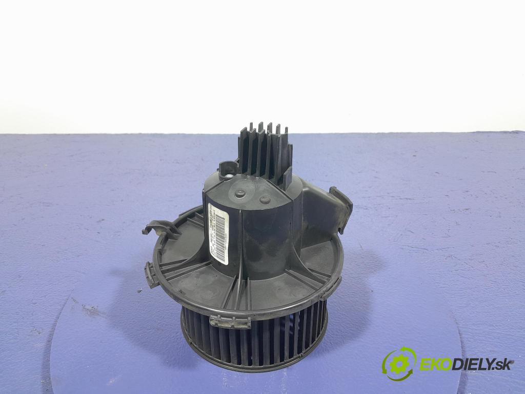 Opel Zafira 2011 ventilátor Vzduch: D8087000