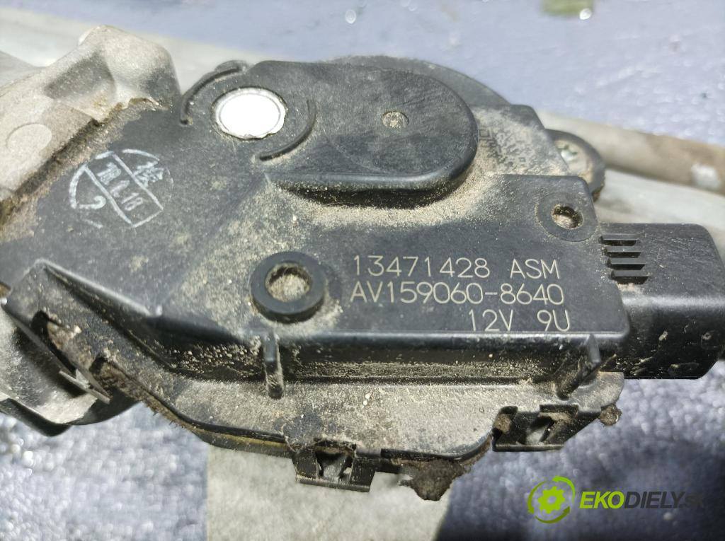 Opel Insignia 2018 mechanizmus motor: Stierače: Predné 