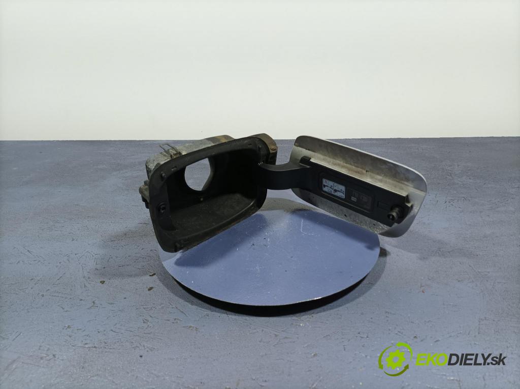Opel Insignia 2018 Klapka nádrže paliva 13354564