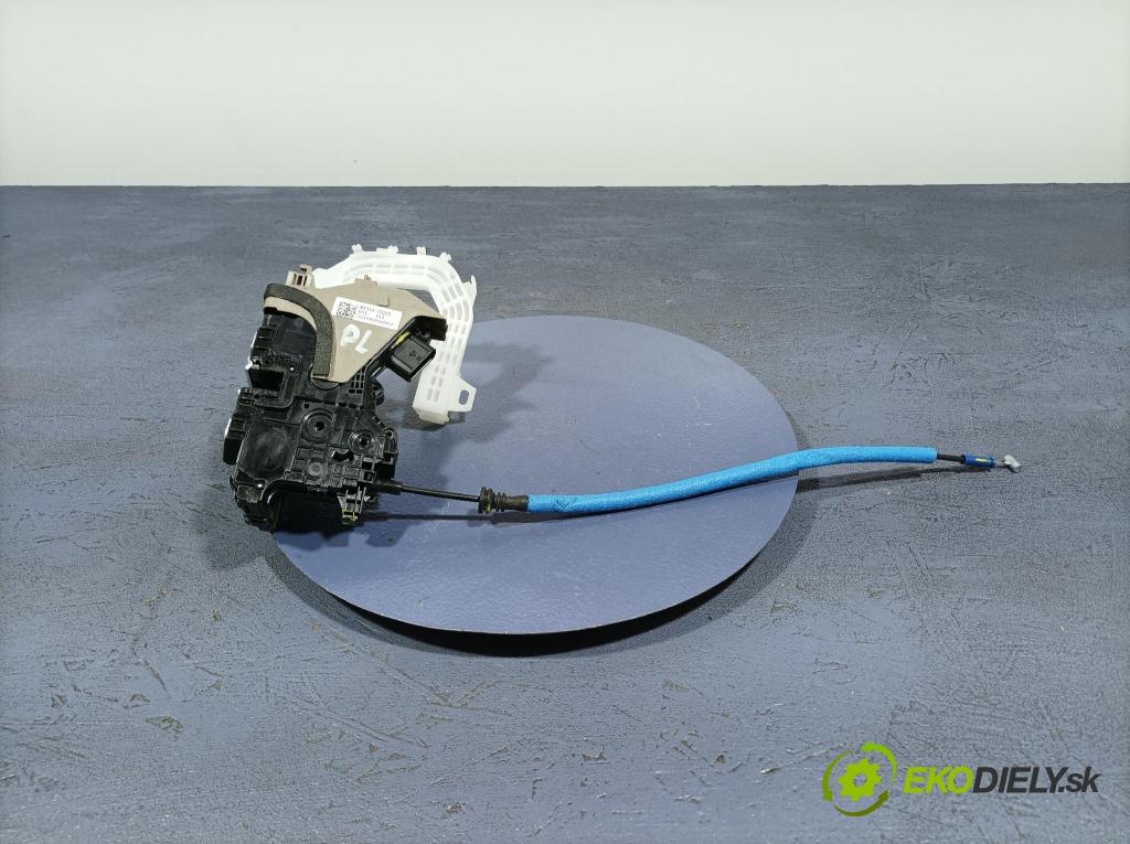 Kia Ceed 2020 zámok dvere Predné Vľavo: 81310-J7010