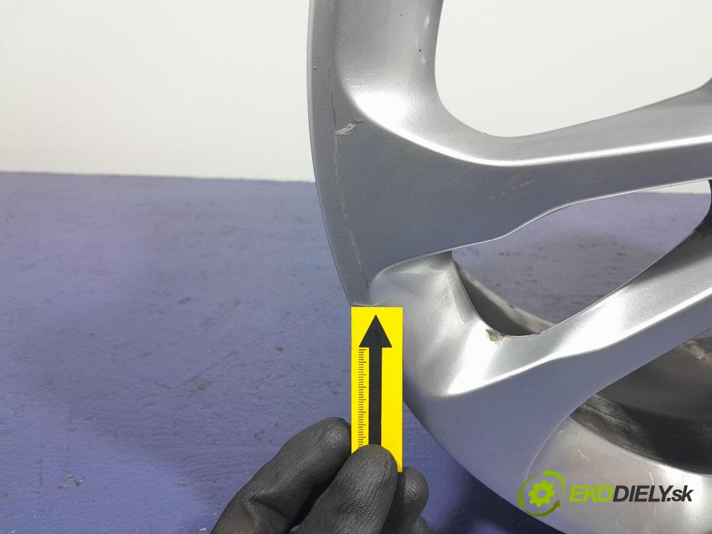 Mercedes Gla-klasa 2019 Ráfiky: Hlinikové: A1564011700