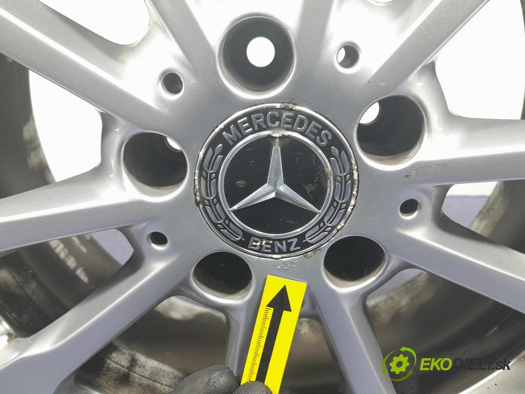 Mercedes Gla-klasa 2019 Ráfiky: Hlinikové: A1564011700