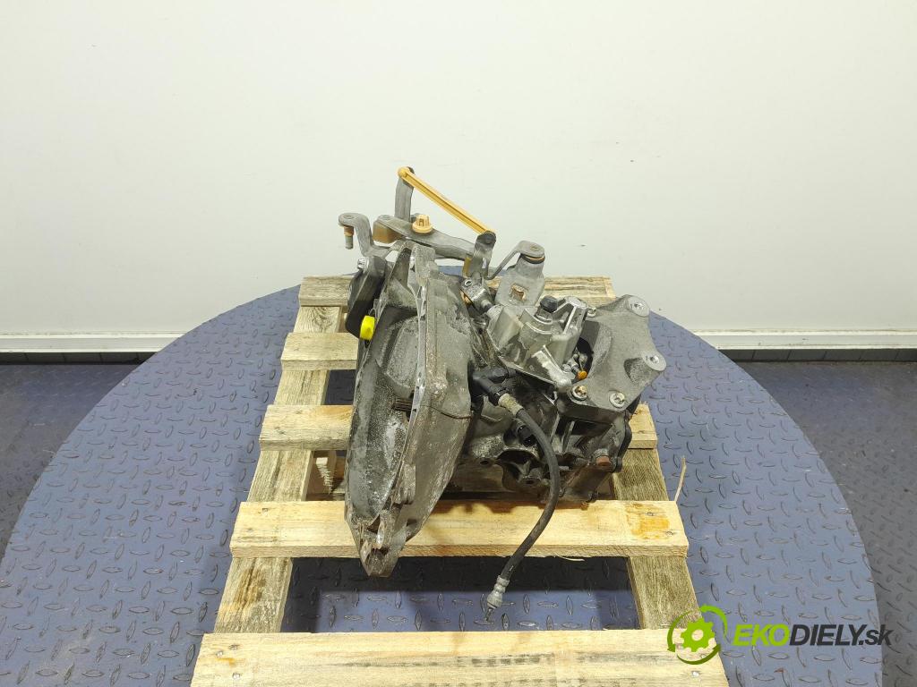 Opel Corsa 2011 prevodovka Manualna 2UW429