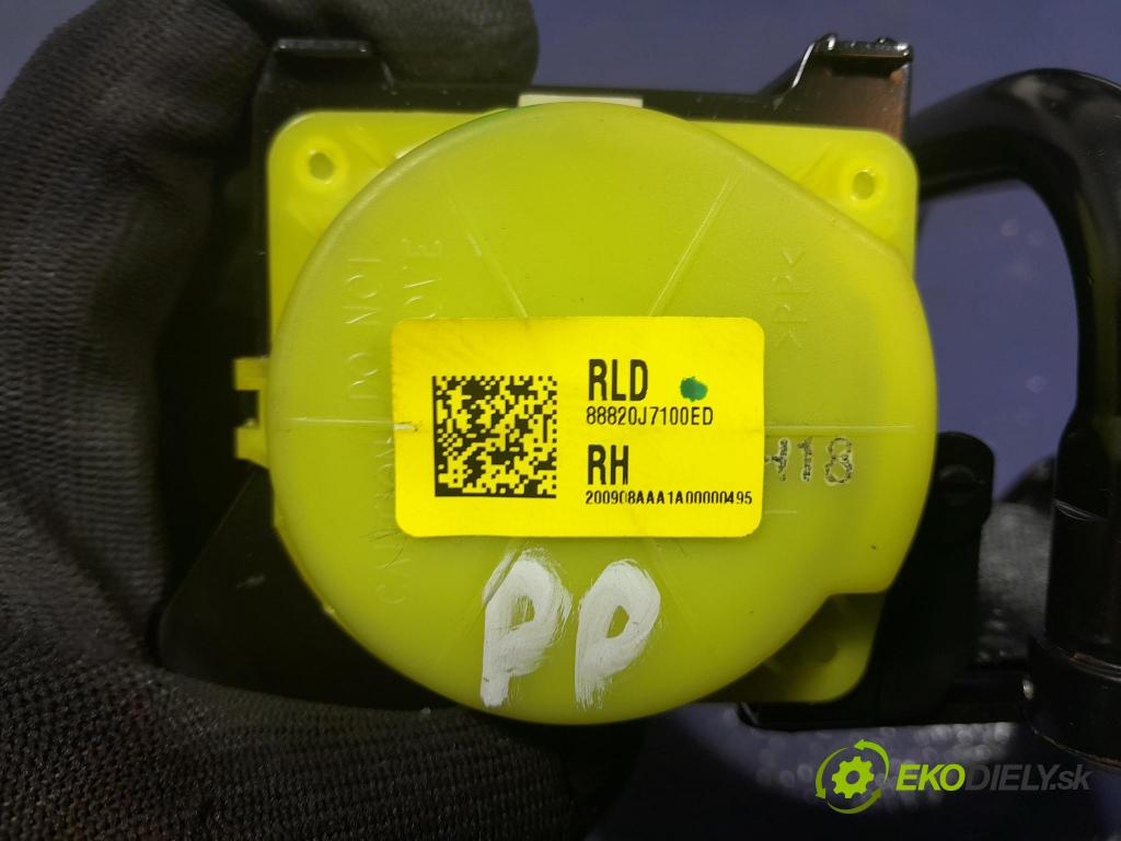 Kia Ceed 2020 kokpit,pristrojová doska