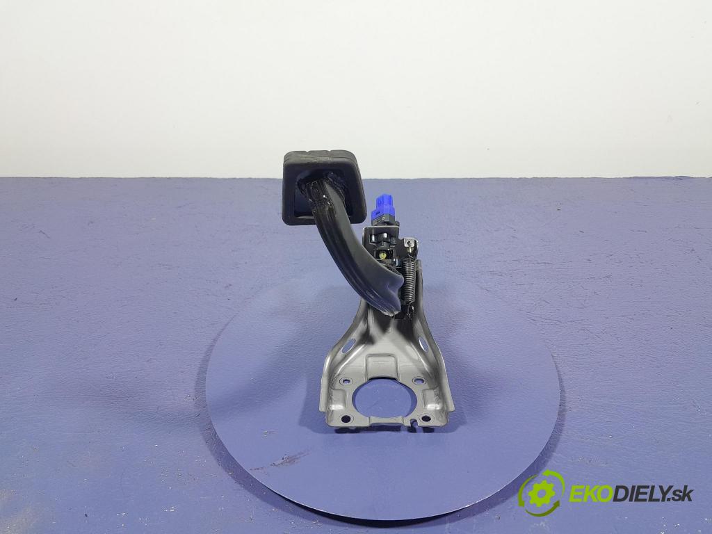 Kia Ceed 2020 pedále 32800-J7100